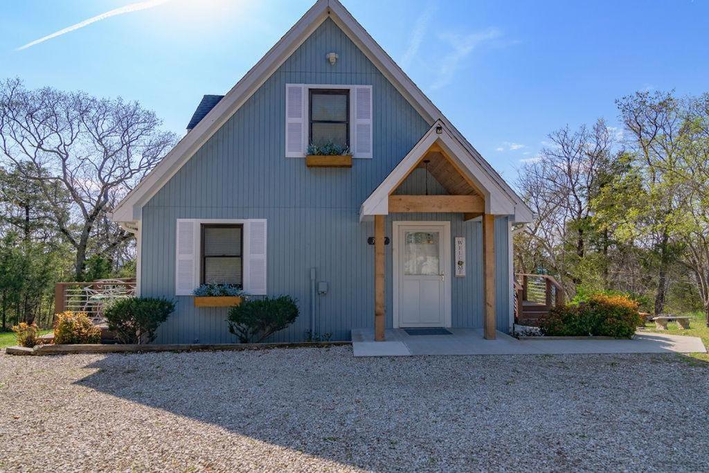 Blue Moon Cottage Blue Eye Exterior photo